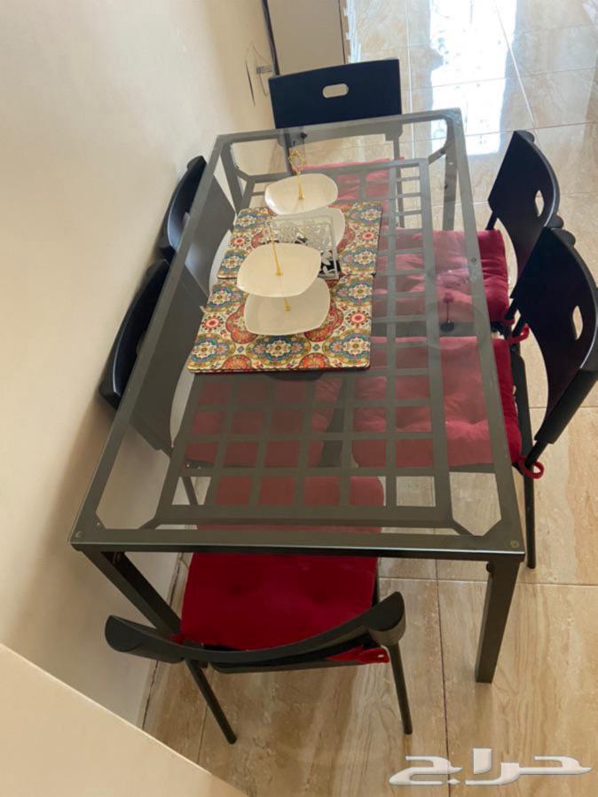طقم كنب و طاولة سفرة طقم كنب و طاولة سفرة