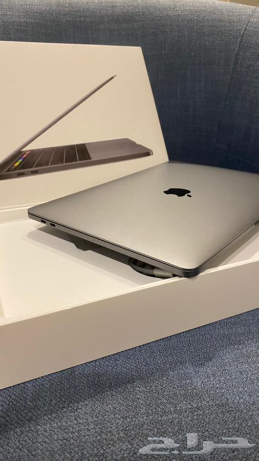 ماك بوك برو 13 انش تتش بار وبصمة i7 رباعي 16 رام تيرا ذاكرة