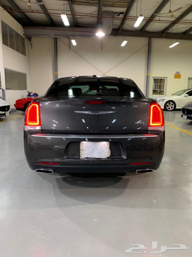 كرايزلر C300 2018