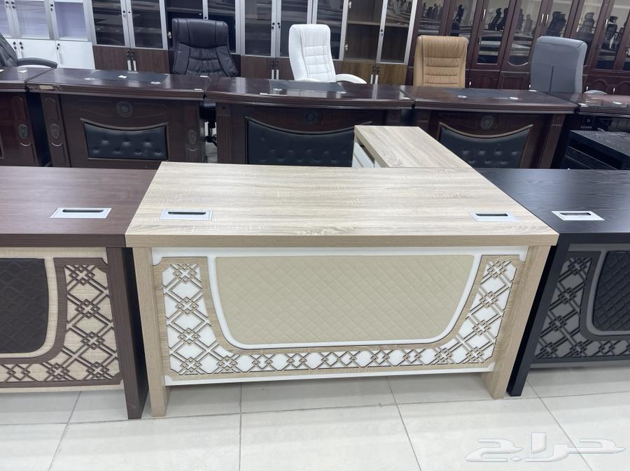 Table office desk computer desk Jeddah with delivery موقع حراج