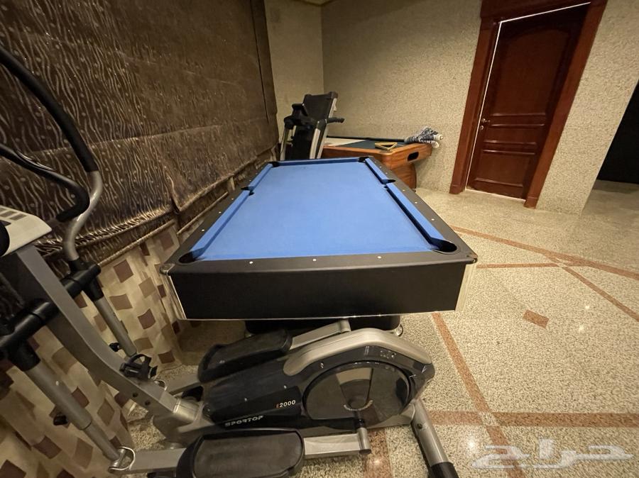 طاولتين بلياردو للبيع64460324799362111