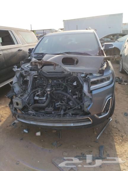 Dismantling GMC Acadia63297182107267112