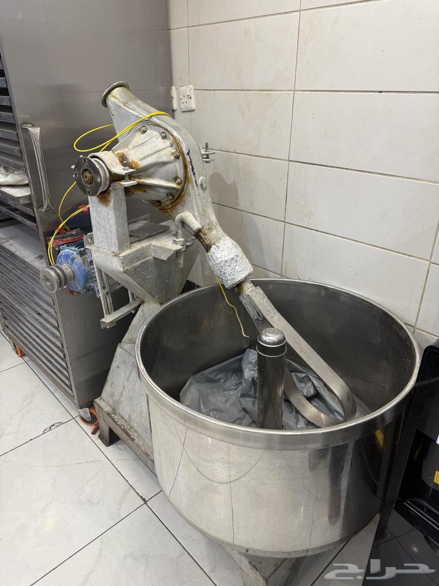 30 kg restaurant mixer, Egyptian bread oven, and industrial dough cabinet63242922491778111