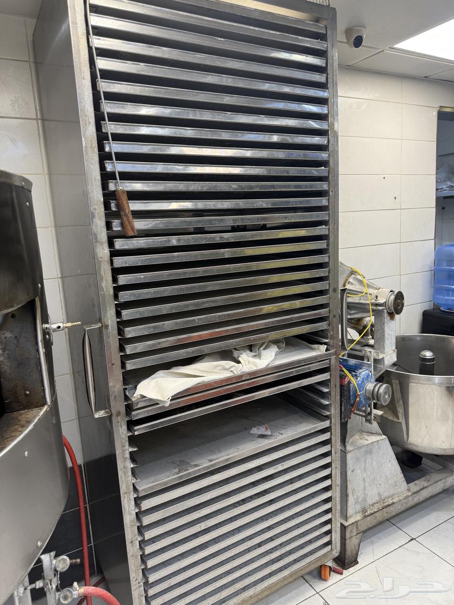 30 kg restaurant mixer, Egyptian bread oven, and industrial dough cabinet63242922491778112