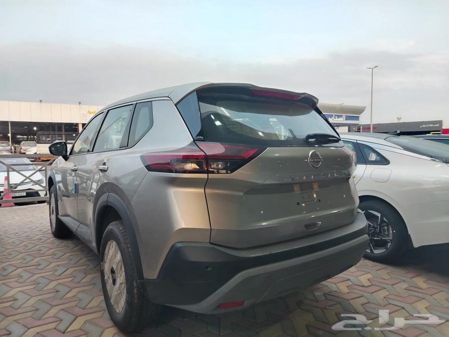 Nissan Extrell Standard 7 Seats 2.5 Model 2025 Auto 163616155610369113