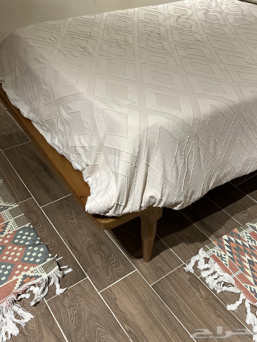 Selling a one-and-a-half-person bed63615233842433113