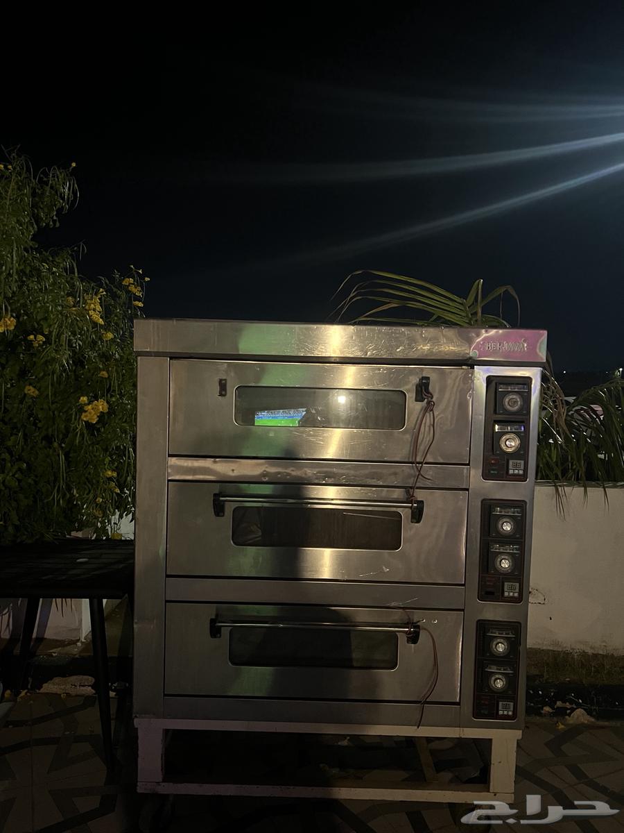 فرن فطاير ومعجنات وبيتزا وحلا وبيكري   عجانة كبيره كهربائي63005830642817113