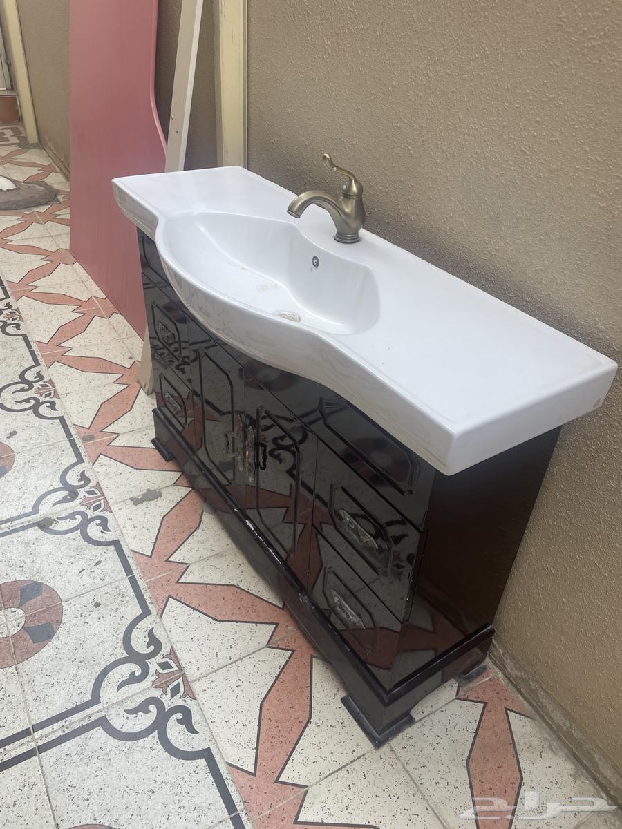 Semi-new laundry for sale63326867018115111