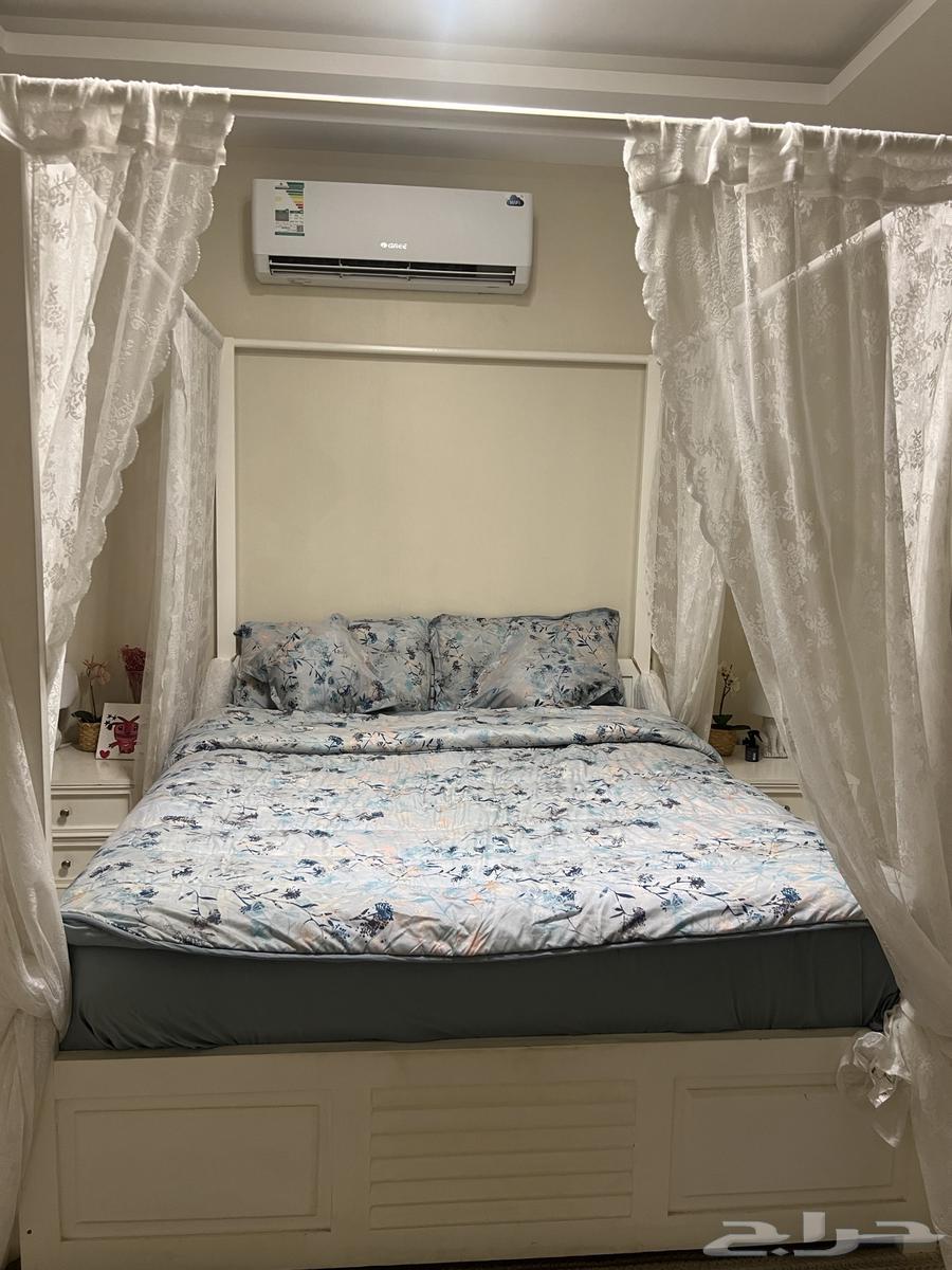 A bedroom for sale, a new room in very good condition633262277323531129