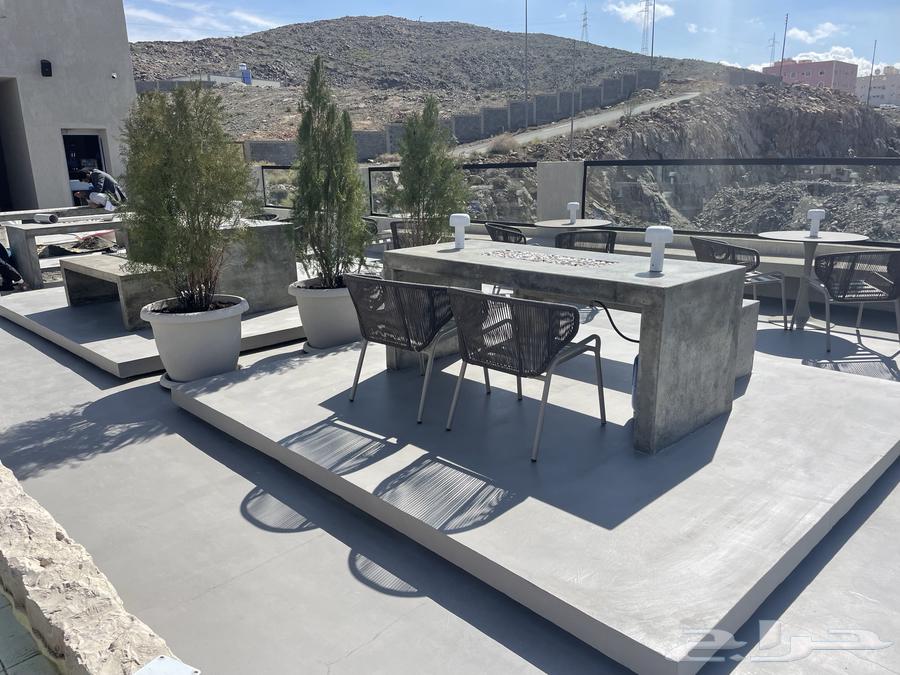 Concrete outdoor tables63326586264194111