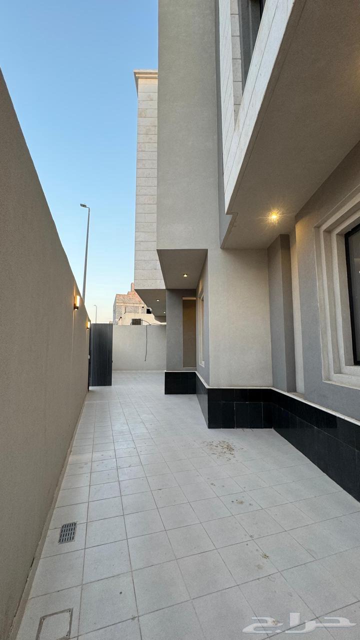 شقق باسعار تبدا من 595 الف63005853352195111
