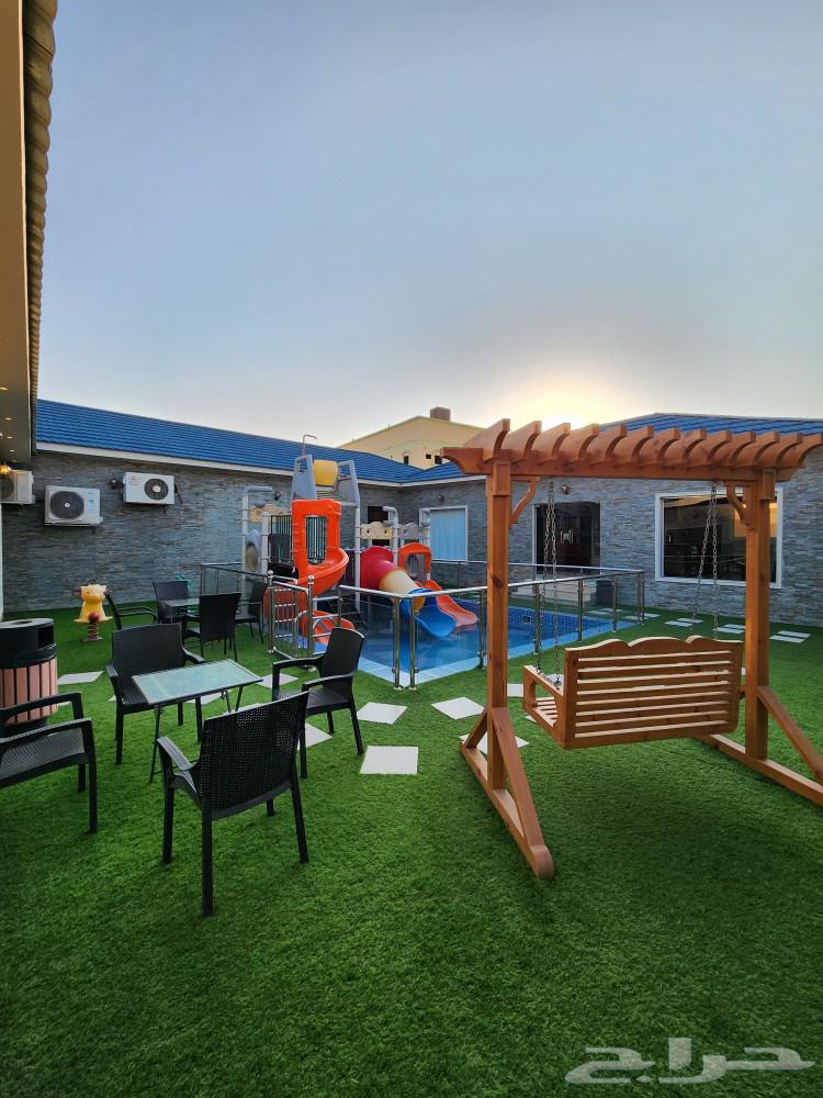 Luxurious chalets for relaxation or occasions63005824751874112