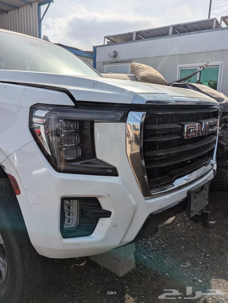 GMC يوكن 202263616154737537111