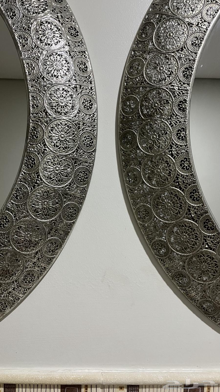 Mirrors, a mirror63325350129409112