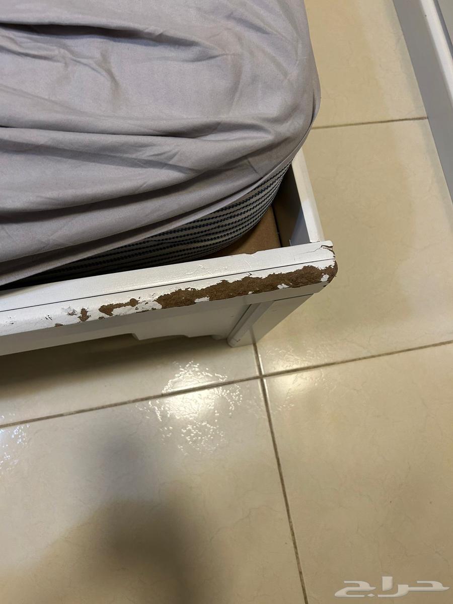 سرير مزوج للبيع مع المرتبه63325178072835112