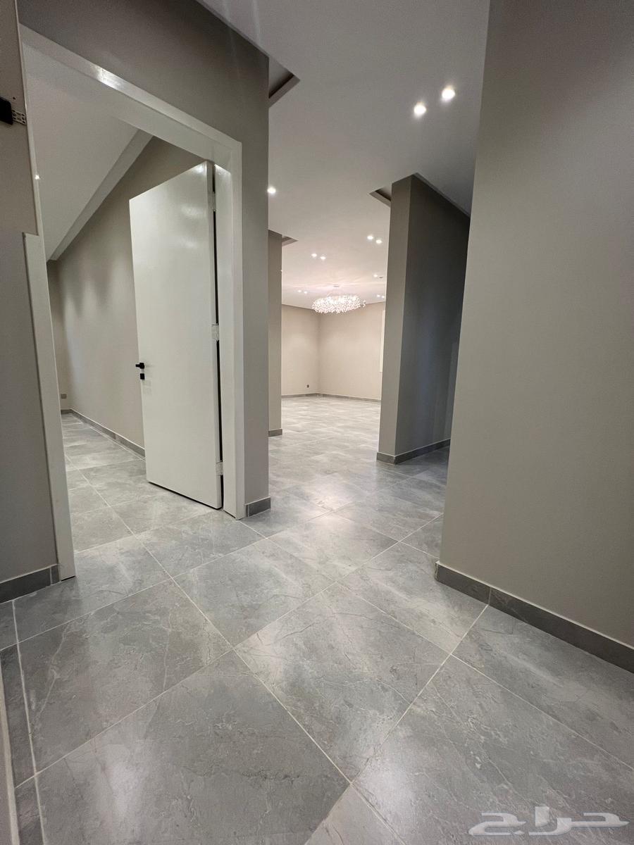 روفات واسعه في الموظفين نظام دورين منفصله 630الف63005880481410113