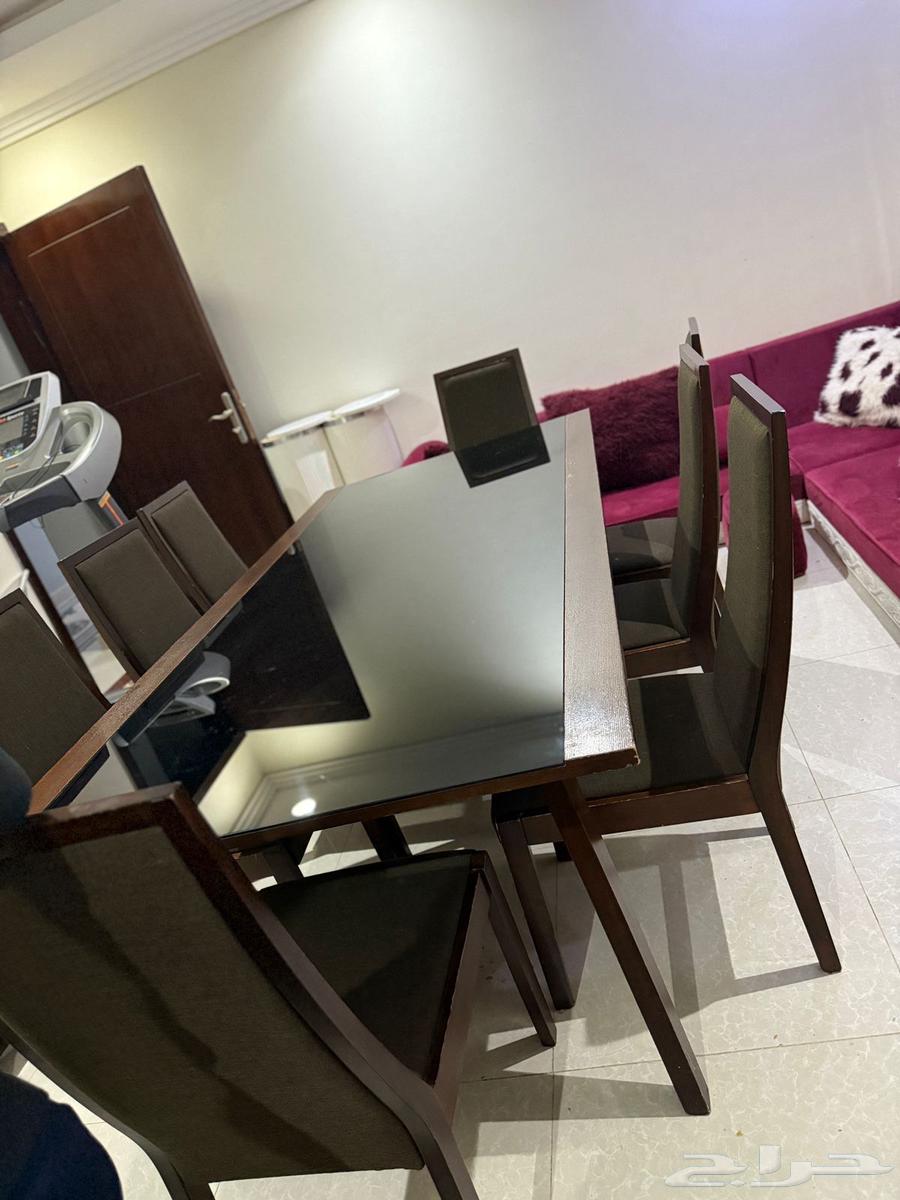 طاولة طعام تم البيع63325604144387112