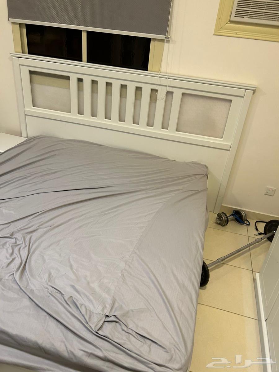 سرير مزوج للبيع مع المرتبه63325178072835111