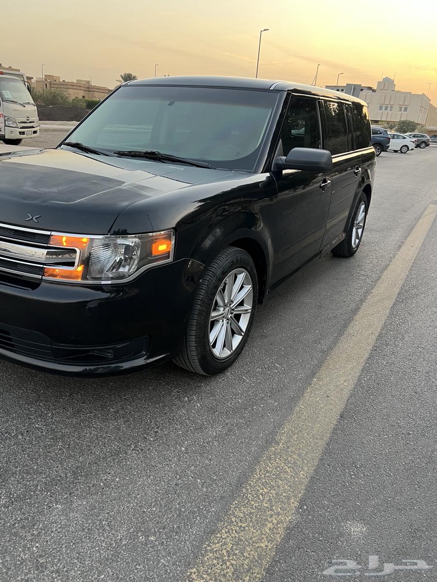 فورد فلكس بحالة الوكالة مالك اول63616290985473111
