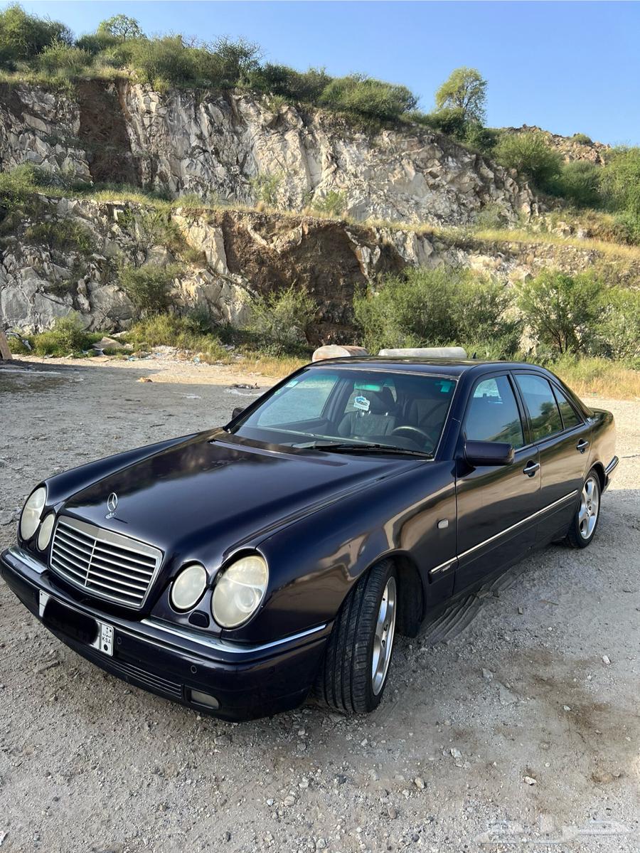 Mercedes-Benz E280 Clean63616282227715111