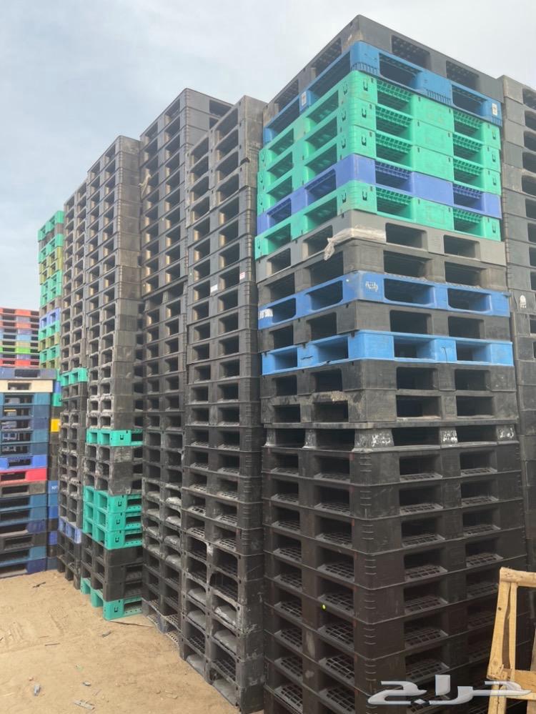 Plastic tables for sale, free delivery63325771919235114