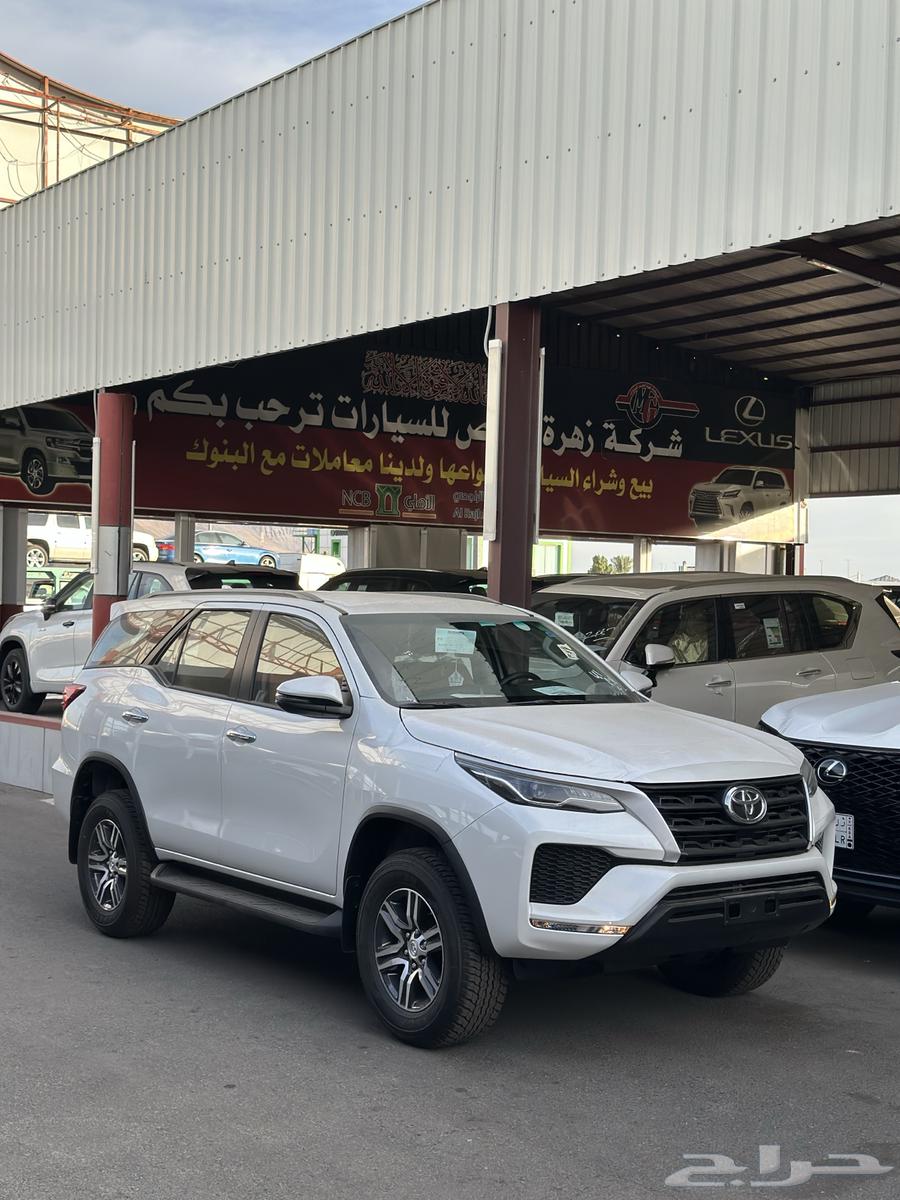 تويوتا فوتشنر 2024 بنزين بدون دبل كاش وتقسيط63616302085633113