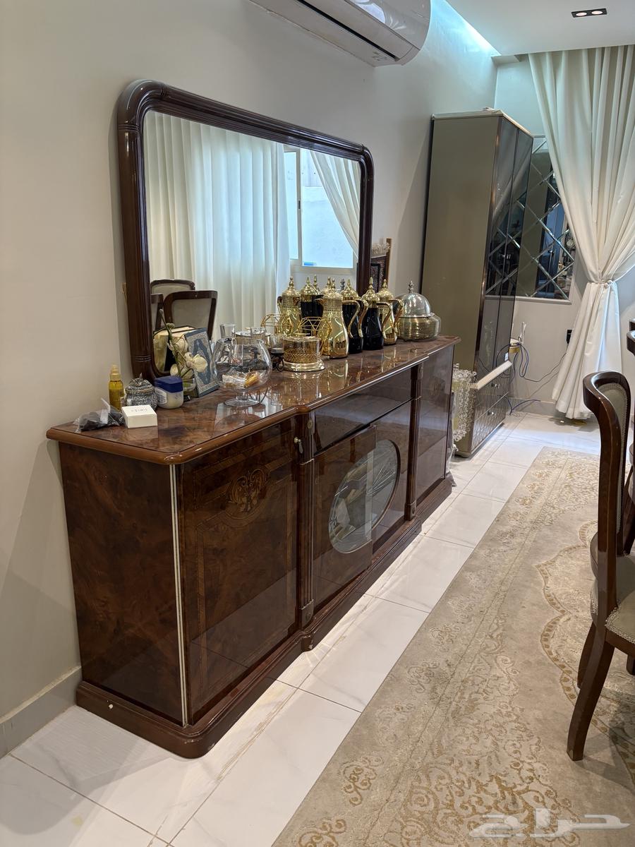 طاولة طعام63324791326979111