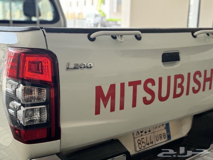 (Sold) Mitsubishi L200 Ghemara gasoline model 2020, very clean63616297463809113