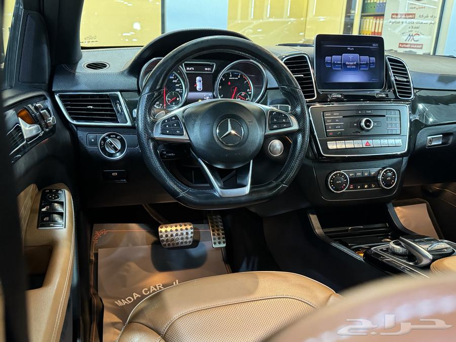 Mercedes - GLE 43 AMG - 2019 (Excellent Condition)63616294192771114
