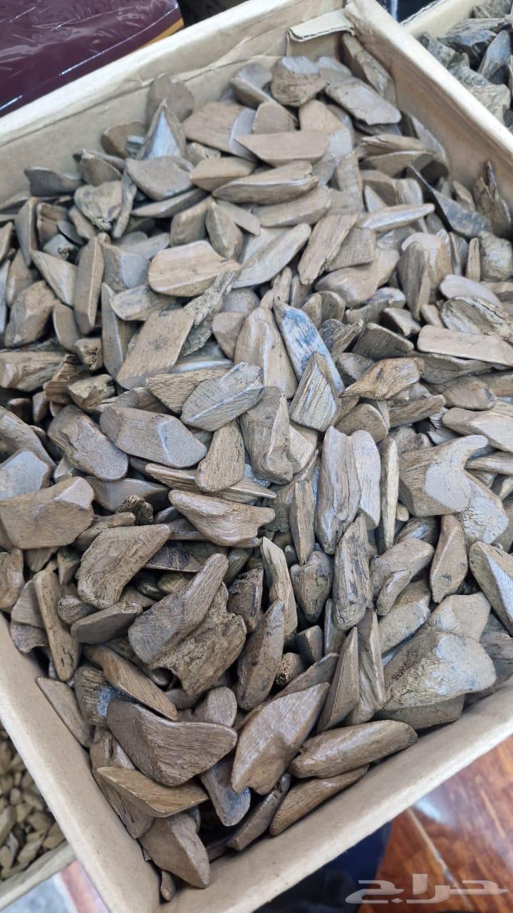 The finest types of oud, sold by the kilogram only, with competitive prices.63324196952193112