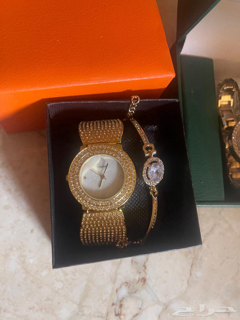 New women's watches for sale, 2 pieces for 150 riyals63326506725761114