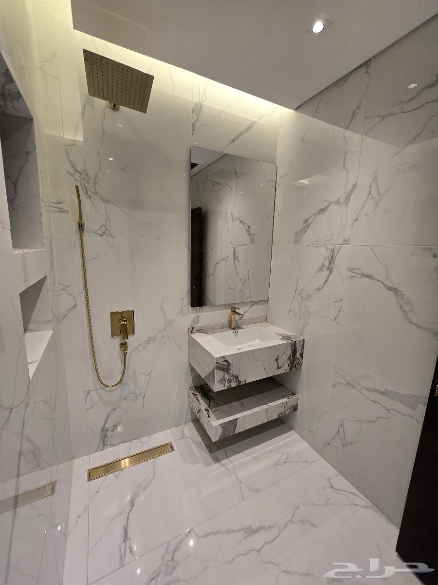 شقق تمليك فاخرة اربع وخمس غرف مخطط الحمراء63005908351234113