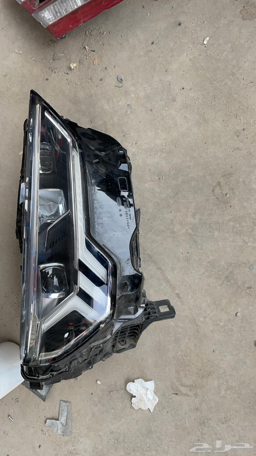 Audi Q3 2020-2024 Right Headlight63616433892482112