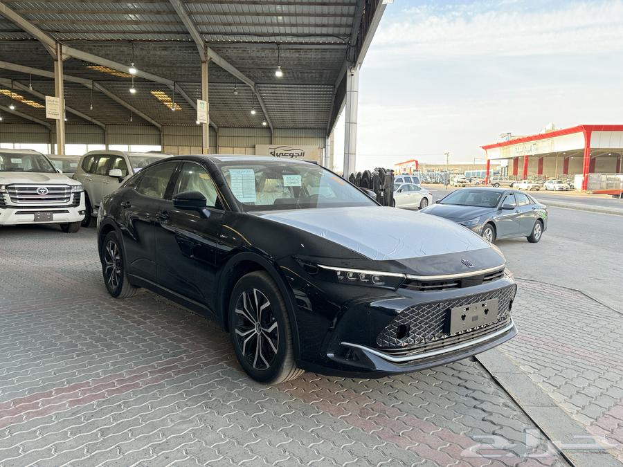 Toyota Crown 2025 Premium63616308613379111