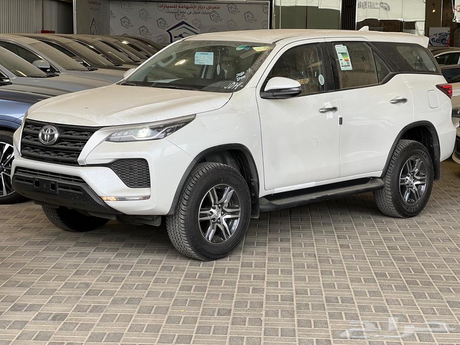 Toyota Fortuner GX2 2025 2.7 Gasoline63616435703553112