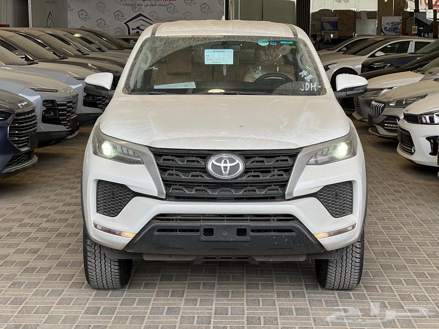 Toyota Fortuner GX2 2025 2.7 Gasoline63616435703553111