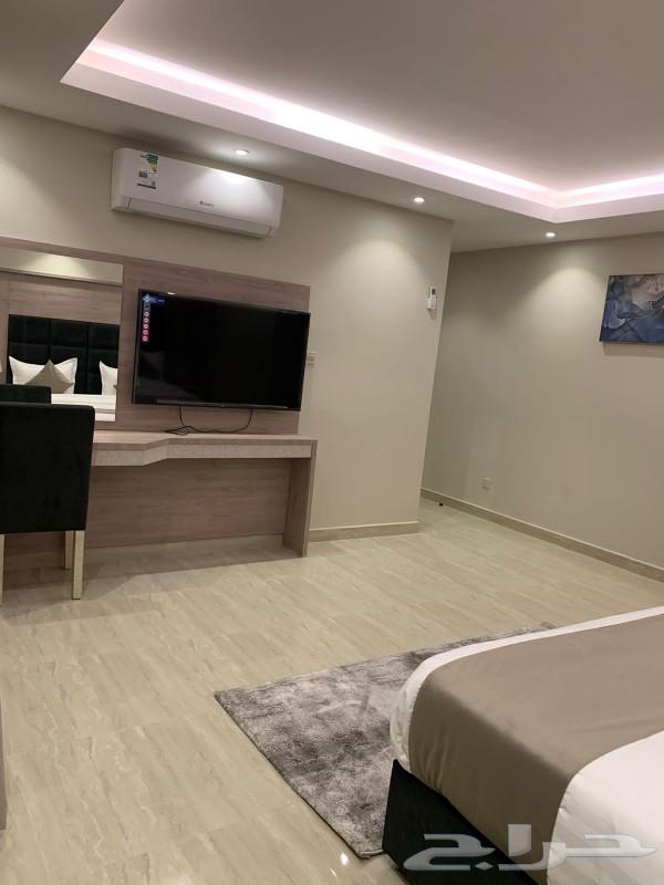 Studio apartment with room, kitchen and bathroom upstairs. New price 2900 monthly63005935912323113