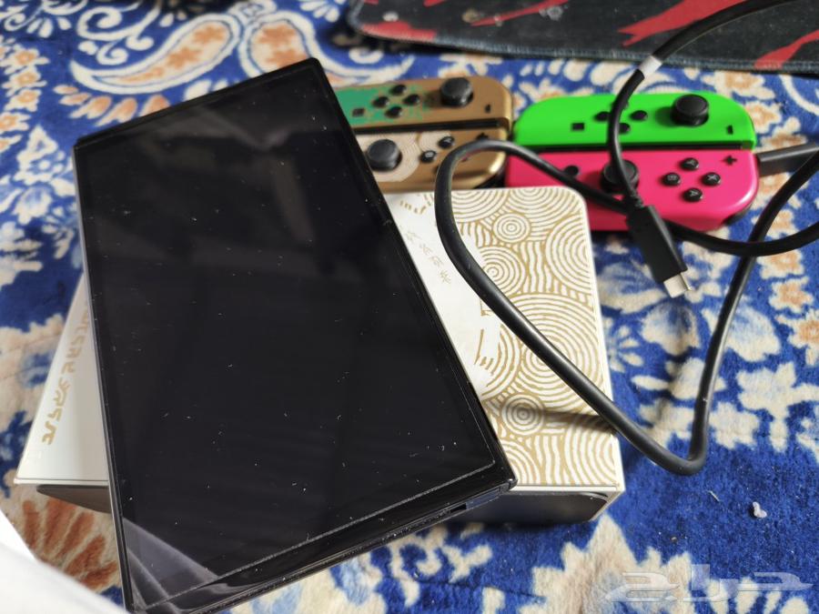 Nintendo Switch Oled - 4 months old With controlle63324495175683113
