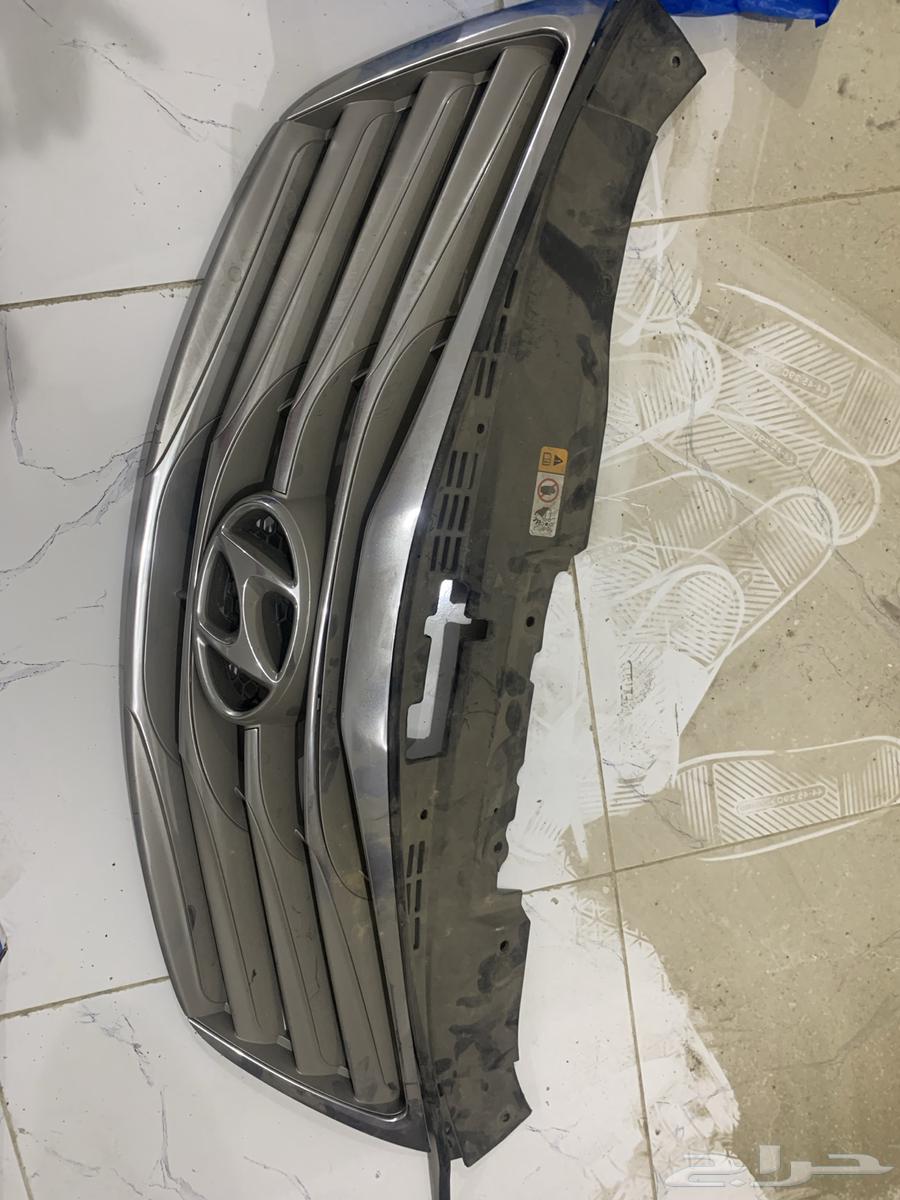 Original front upper grille and original new unused Azera radiator cover63616451798659113