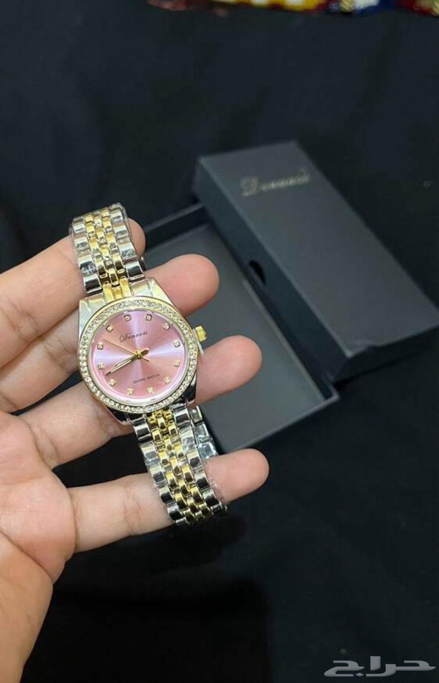 Quartz watches with rhinestone decoration, waterproof and practical, for 70 riyals63319837724290113