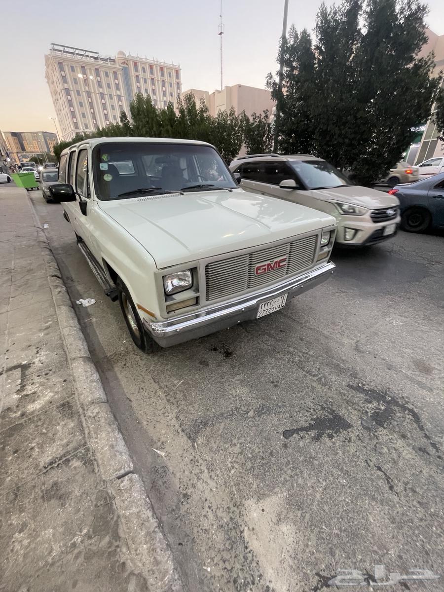 1991 GMC Suburban with tank63616618428035112
