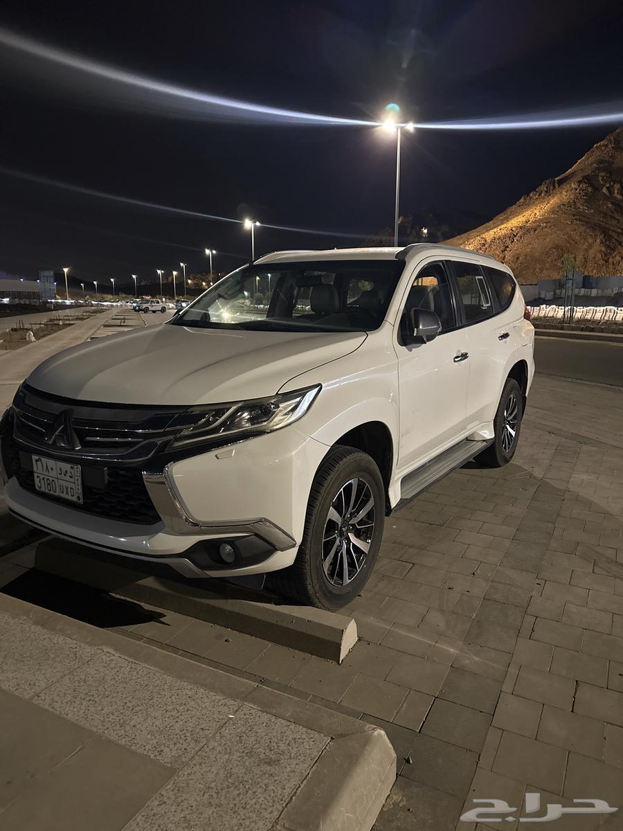 Montero Sport 201863616621246593111