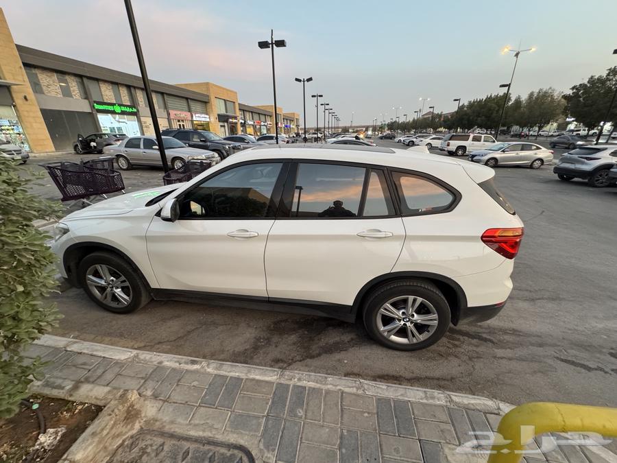 BMW x1   بي ام دبليو اكس 163616608617986112