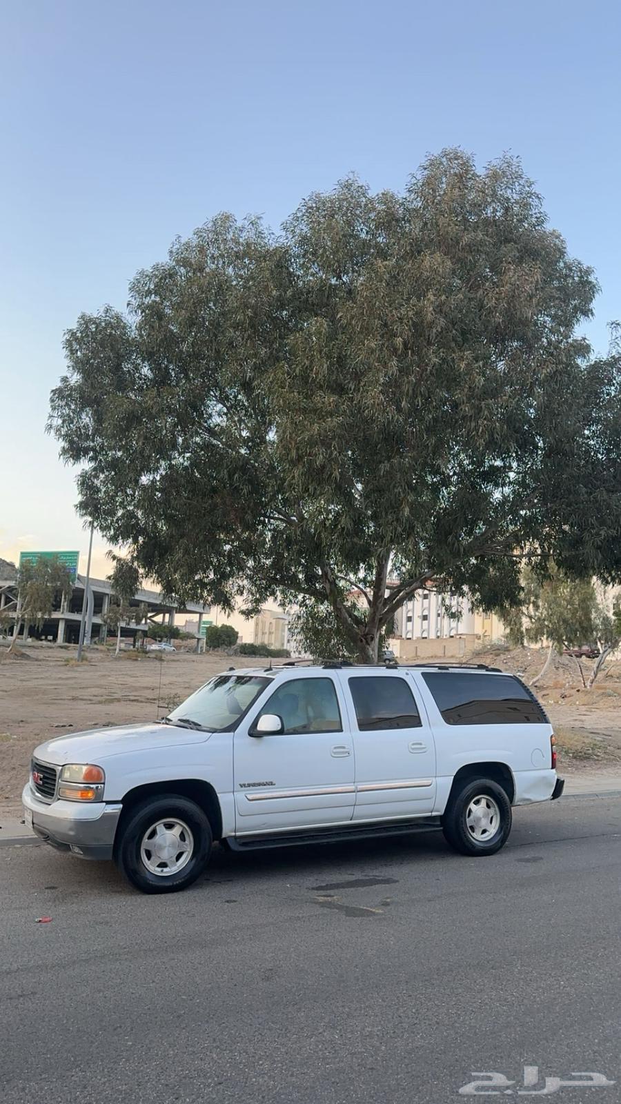 GMC 2004 white63616753682435114