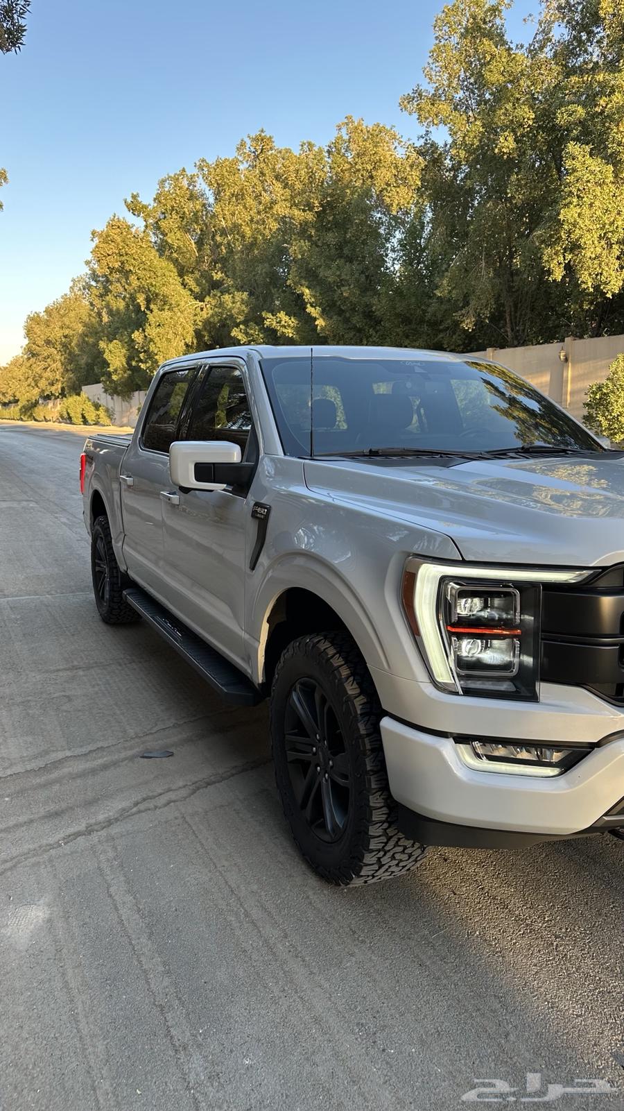 Ford F150 Lariat 8 Cylinder63616754988035112