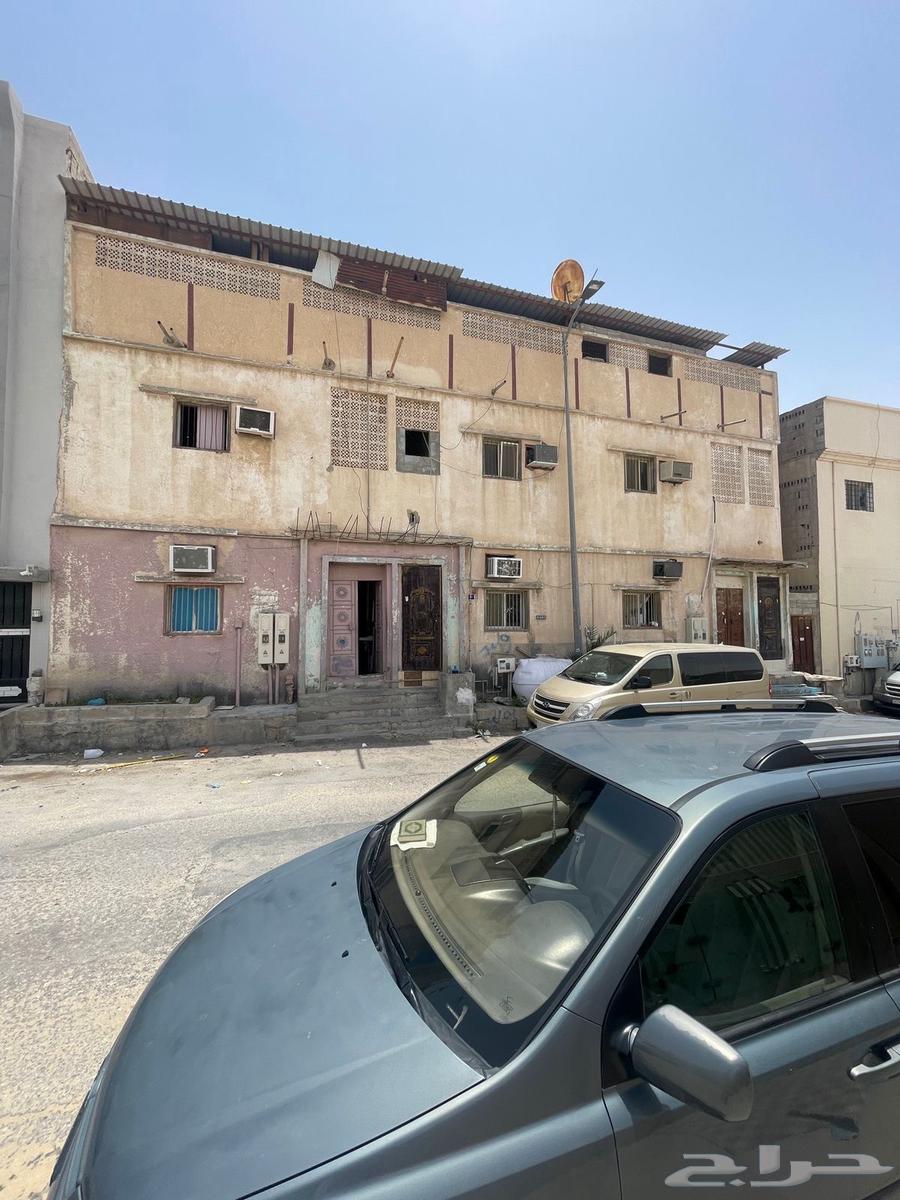 For sale: a residential building at a very reasonable price62888401994882112