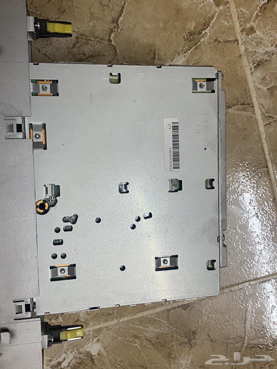 For sale, a 2010-2011 Camry stereo, excellent condition and works with Bluetooth63616758046082111
