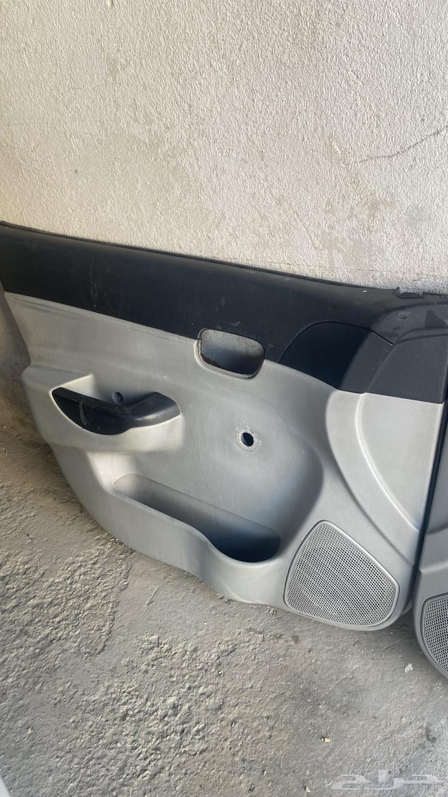 Interior trim pieces for Accent models 7 to 11, non-automatic, graphite color63616773775875114