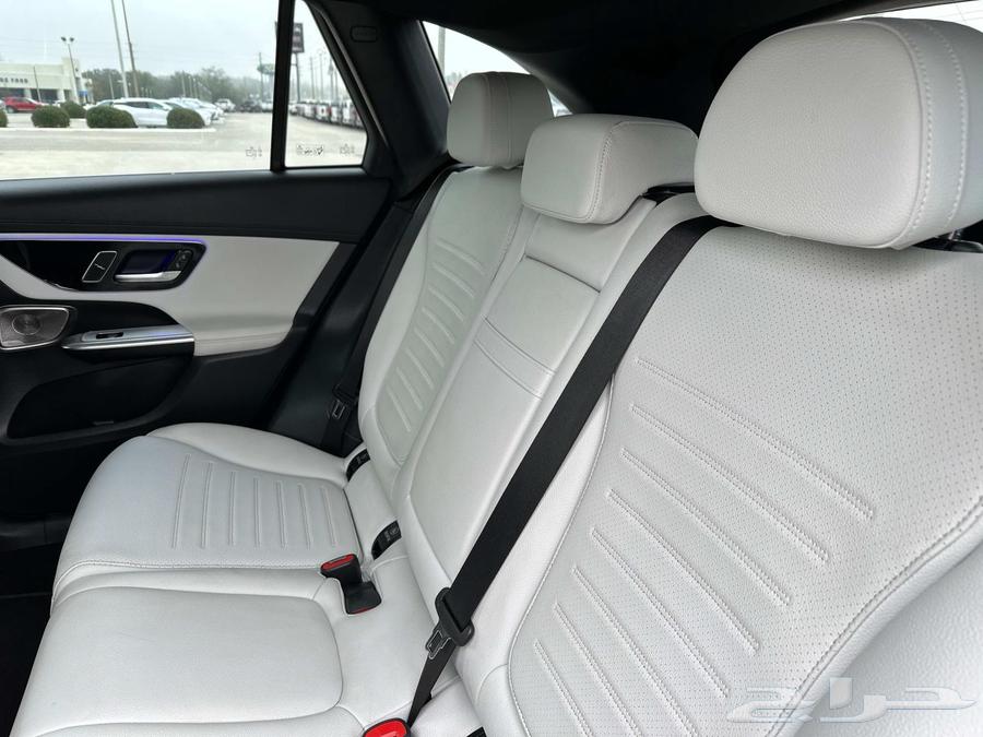 مرسيدس GLC300 2023 بسعر مميز وحالة ممتازه63616760945153114