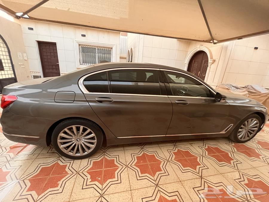 BMW 201863616768513923113